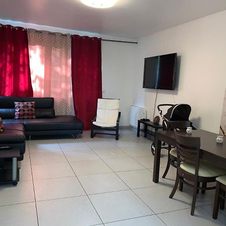 נואזי-לה-סק Appartement 3 Pieces מראה חיצוני תמונה